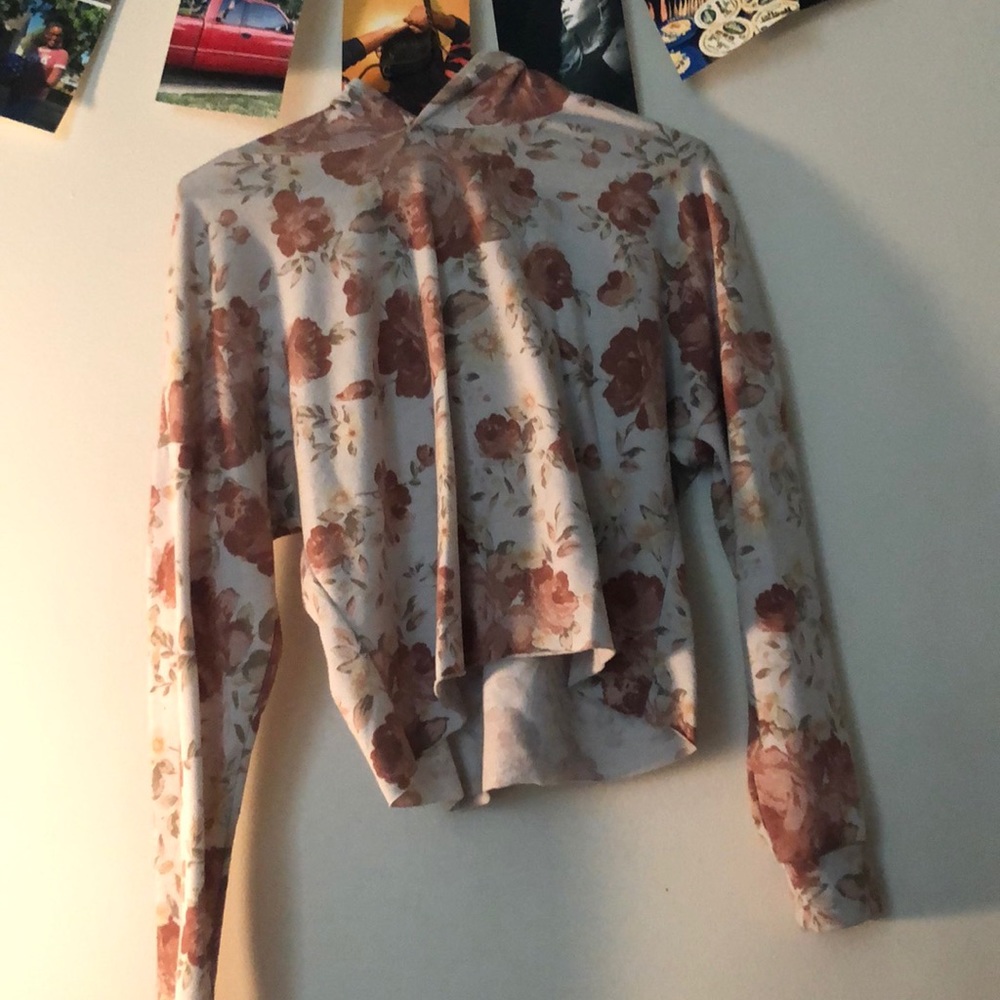 Cropped hoodie